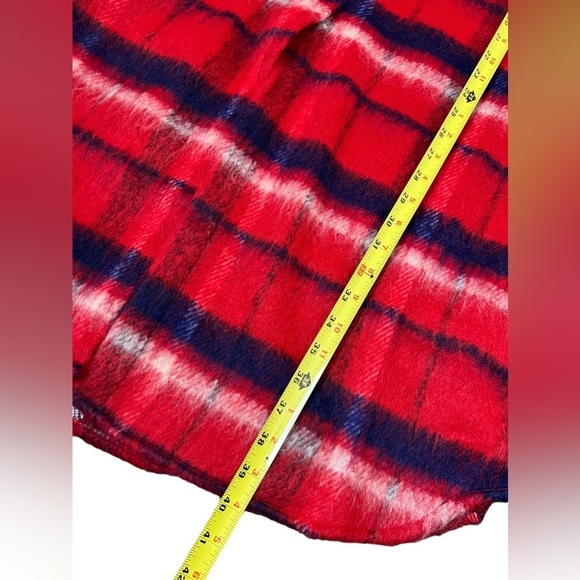 NWOT Vici Women’s Plaid Shaket - Picture 10 of 13